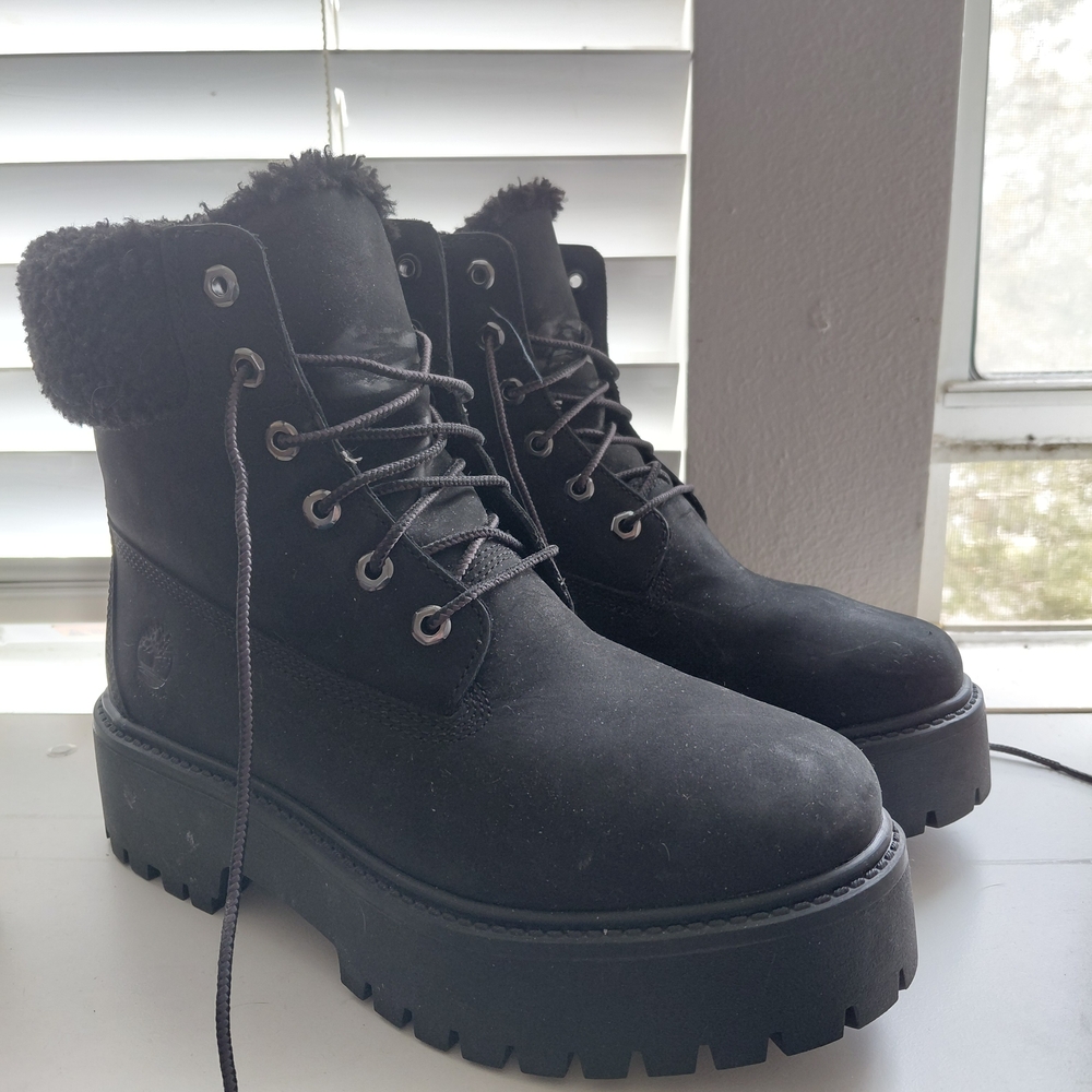 Timberland Women's Black Lace-Up Boots